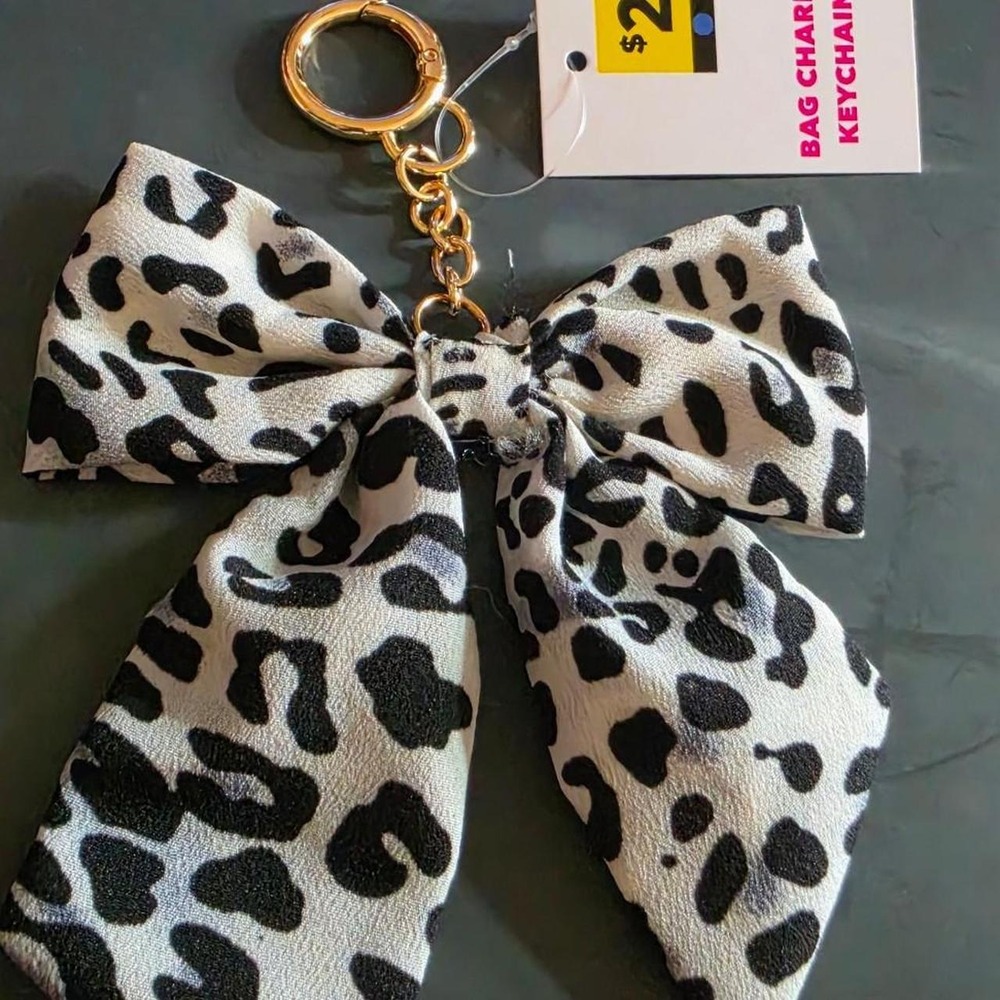 Bow Keychain